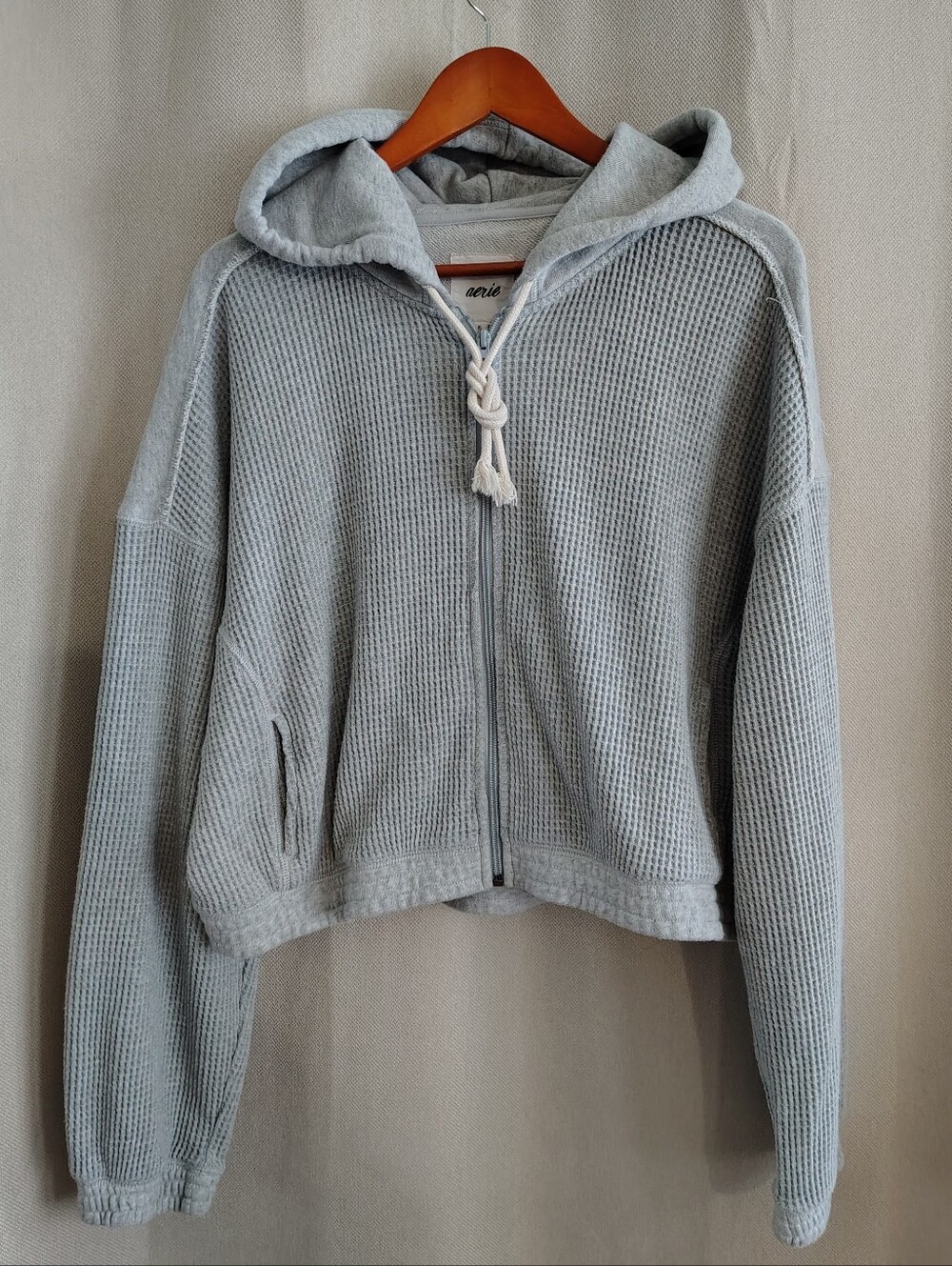 AERIE Light Gray Waffle-Knit Zip-Up Hoodie Sweater